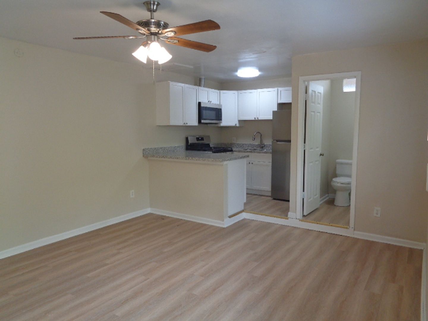 #1045- 1411 N 33rd LLC photo 5