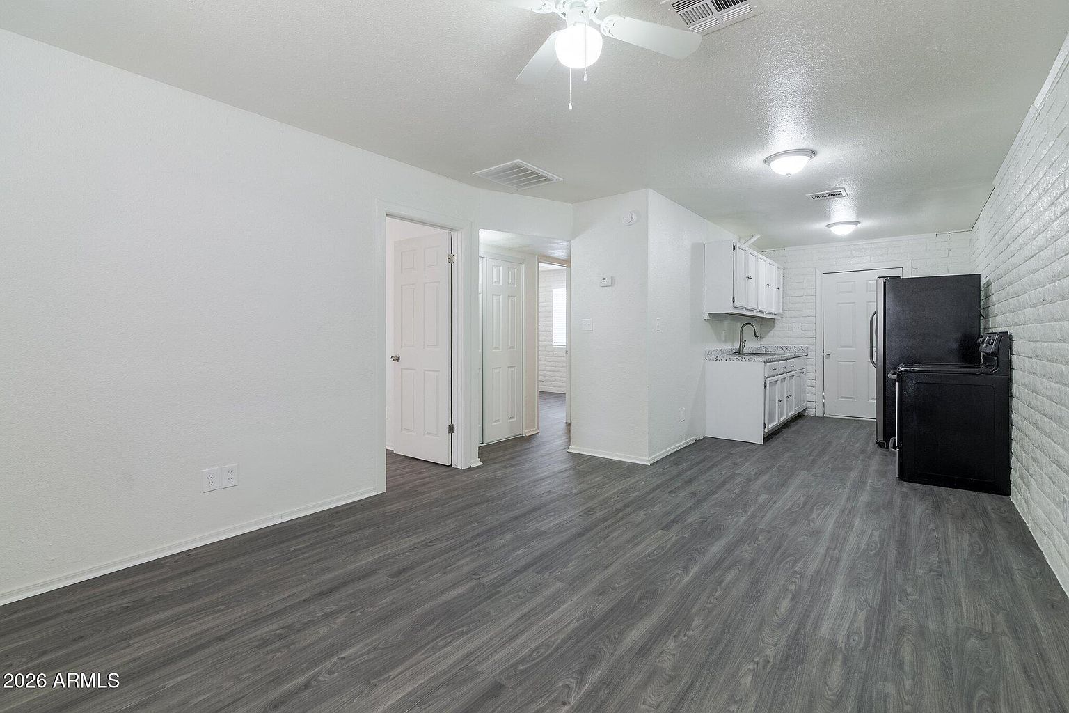 3111 W Jefferson St Phoenix, AZ 85009 photo 4