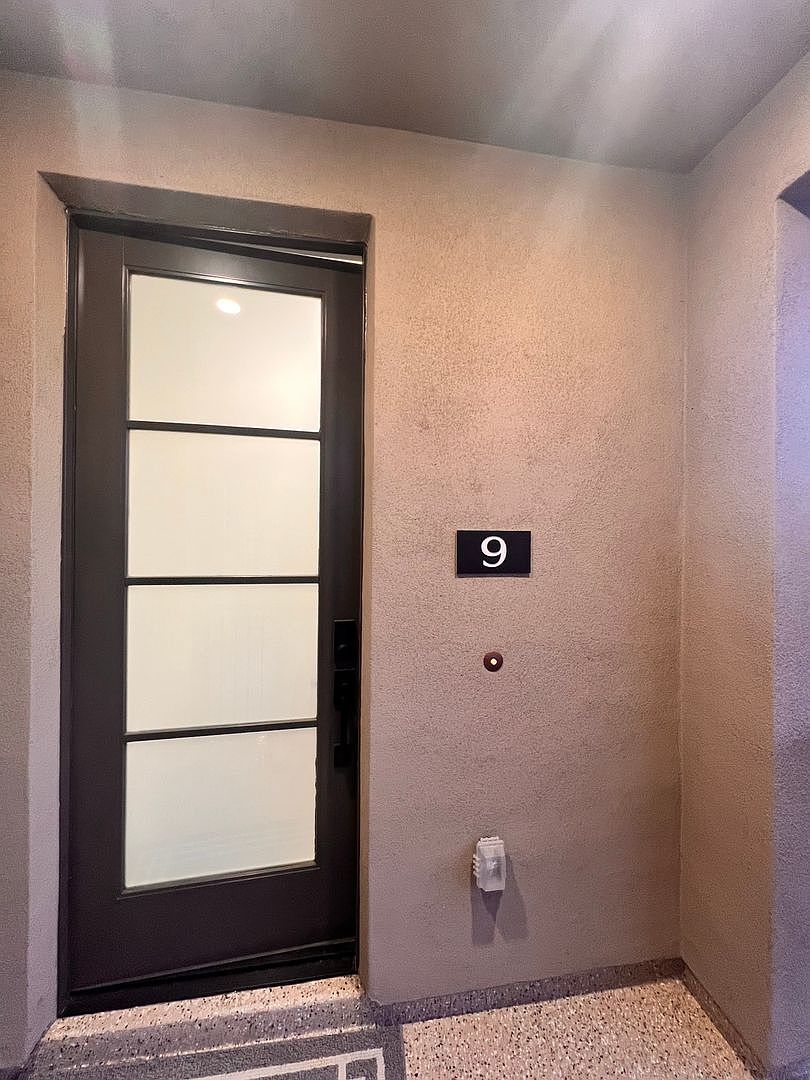Charming 2BR Condo in Phoenix photo 5