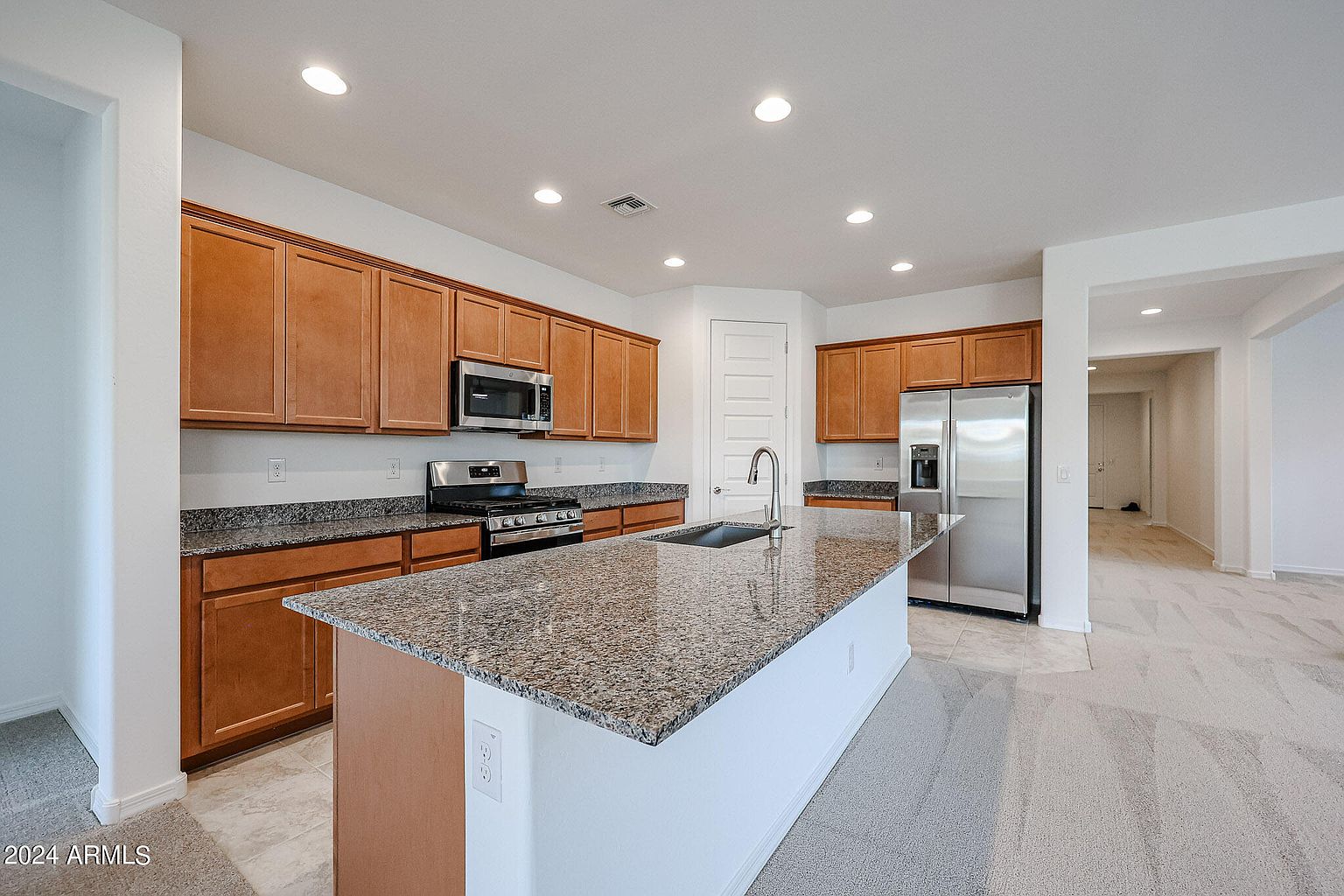 8752 W Medlock Dr Glendale, AZ 85305 photo 5