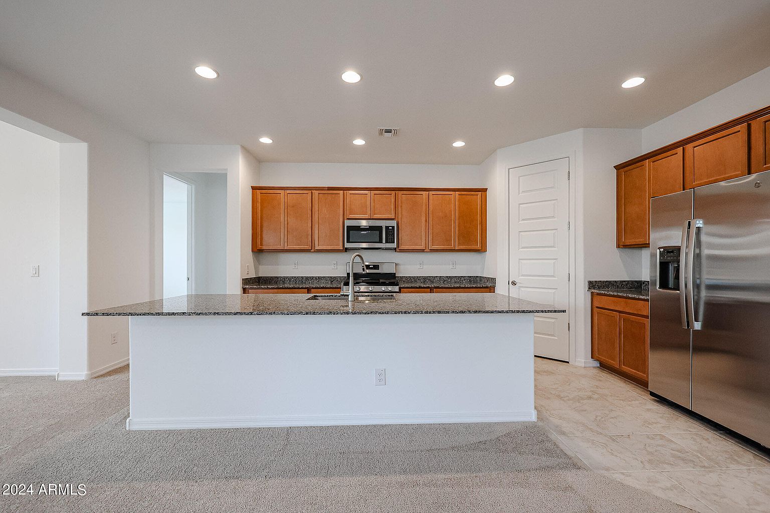 8752 W Medlock Dr Glendale, AZ 85305 photo 3