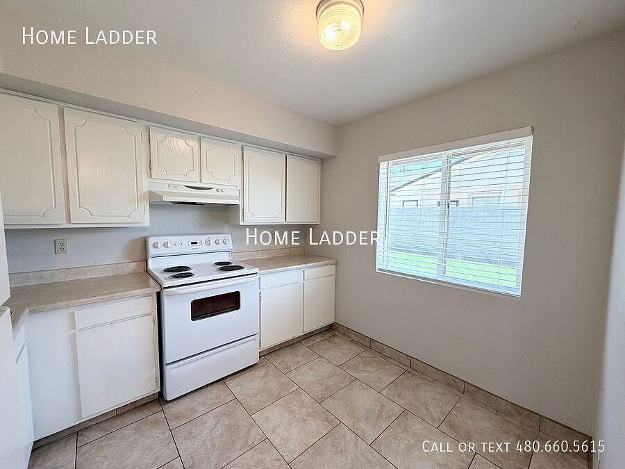 501 E 8th Ave Mesa, AZ 85204 photo 3