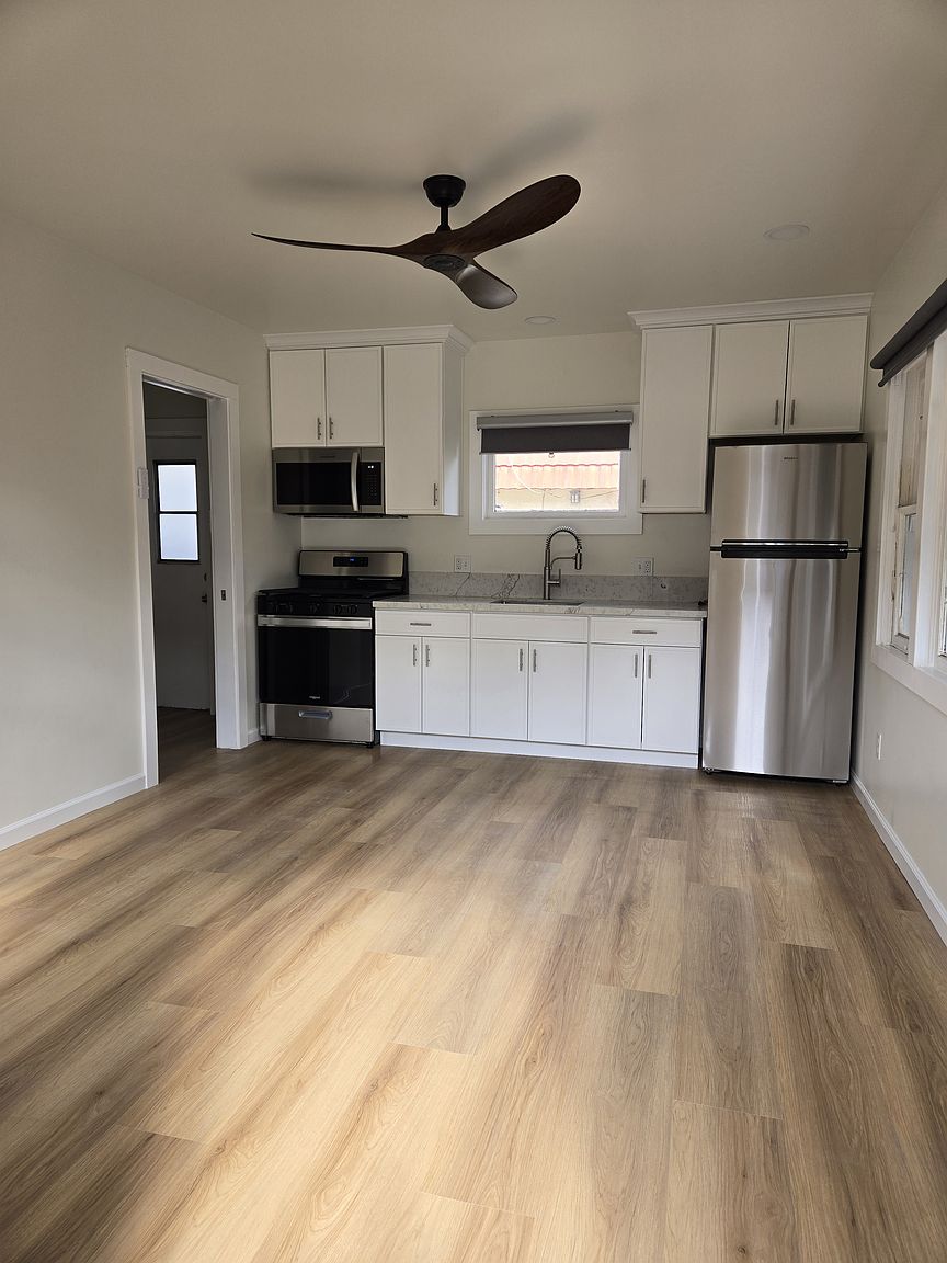 4424 1/2 Louisiana St #4424-1/2 photo 4