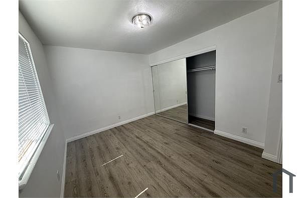 6653 Laird Ave photo 4