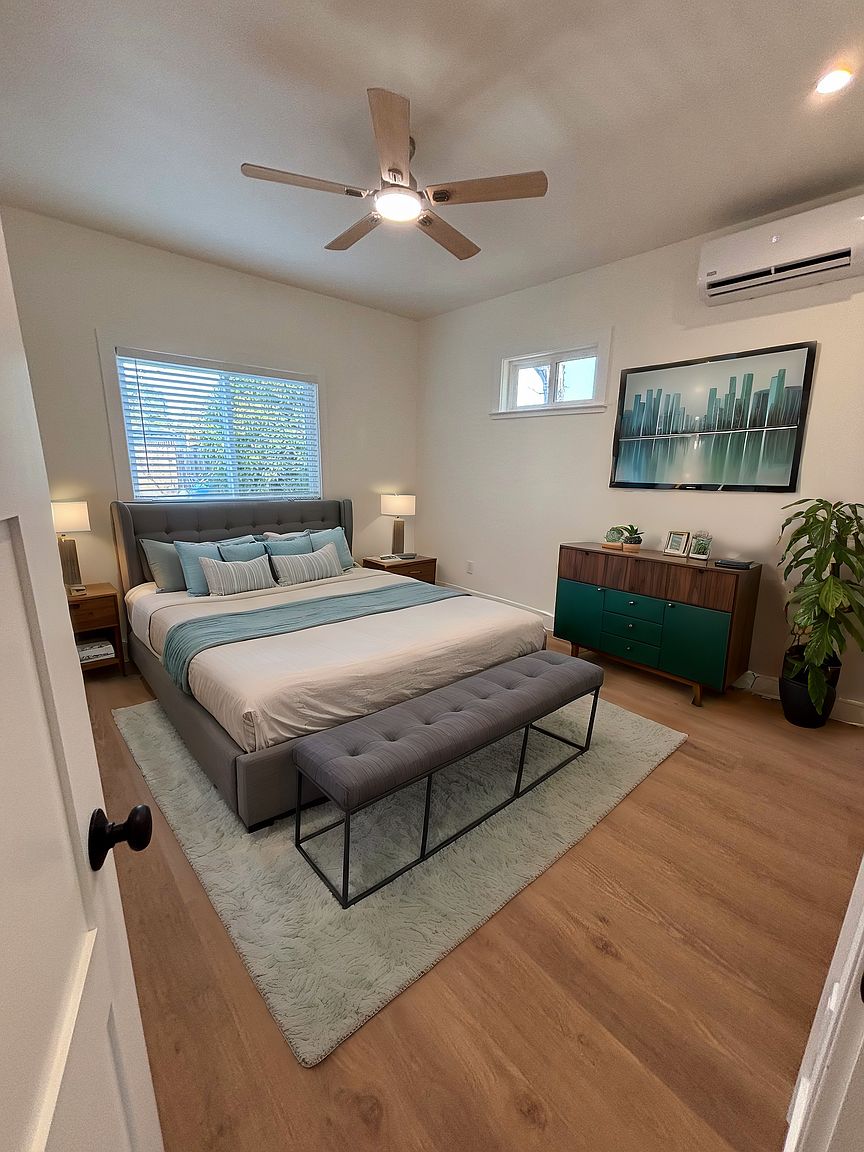 2132 Lone Oak Ave photo 5