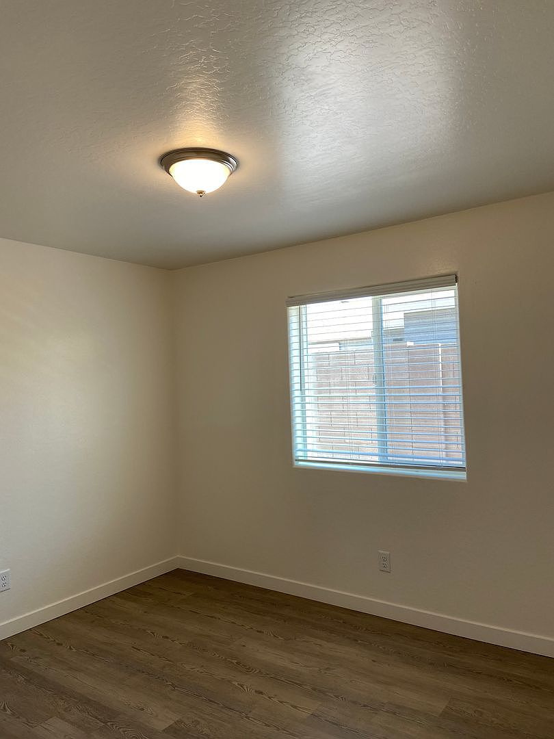 501 E 9th Ave Apache Junction, AZ 85119 photo 4