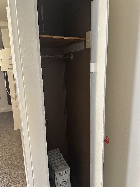 1425 Cherry Ave photo 3