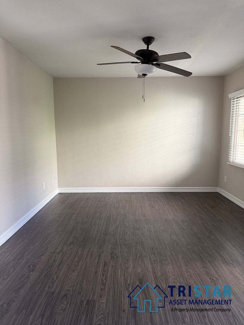 8437-8441 La Mesa Blvd photo 5