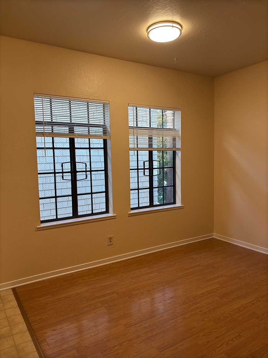 28-36 Cottage Avenue, Richmond (Apartment) photo 4