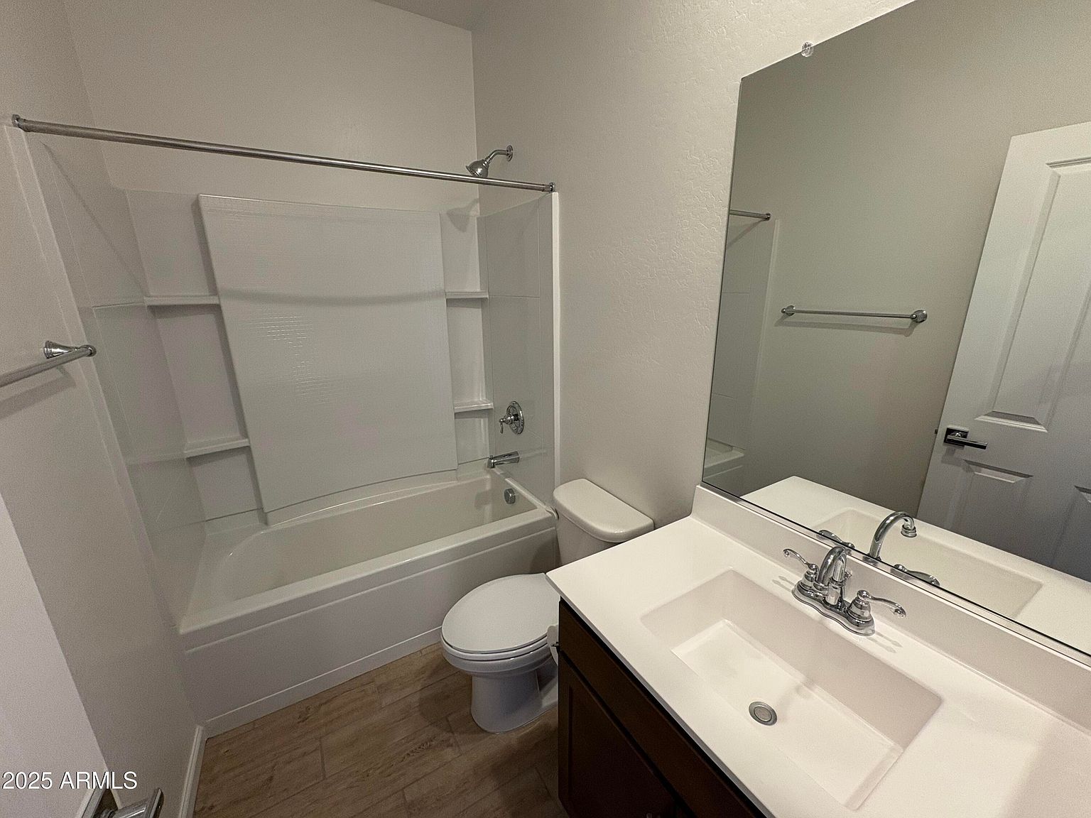 13248 W Hackamore Dr Peoria, AZ 85383 photo 4