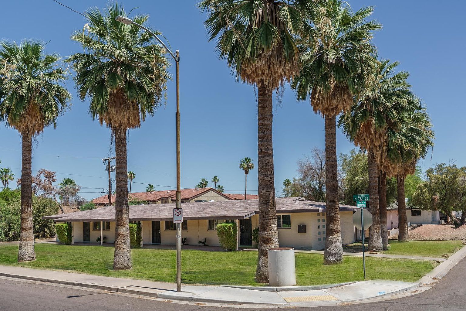 7802 E Heatherbrae Ave Scottsdale, AZ 85251 photo 2