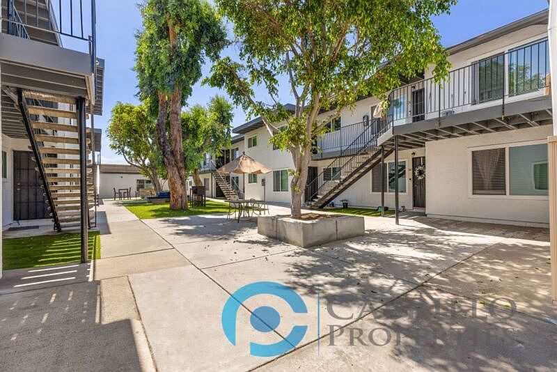 8453 Carlisle Dr