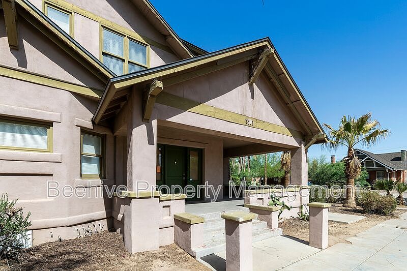 1301 W Monroe St photo 2