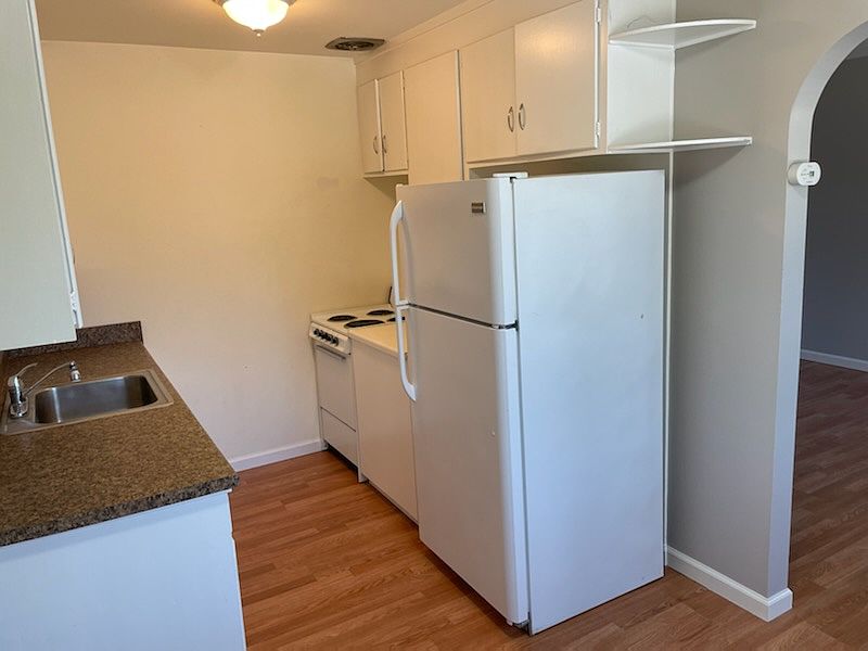 8 Laurel Ave unit 3 photo 3