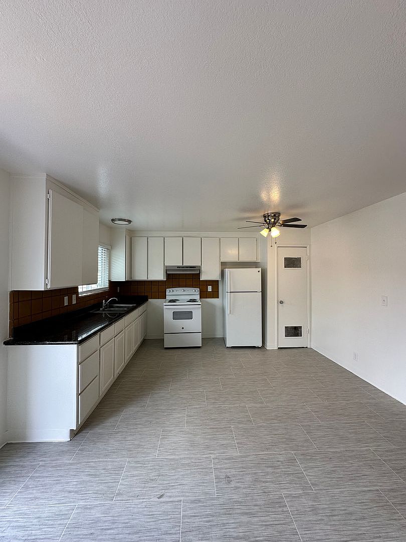 2BR/1BA Apartment on Stoney Ct · Gilroy photo 5