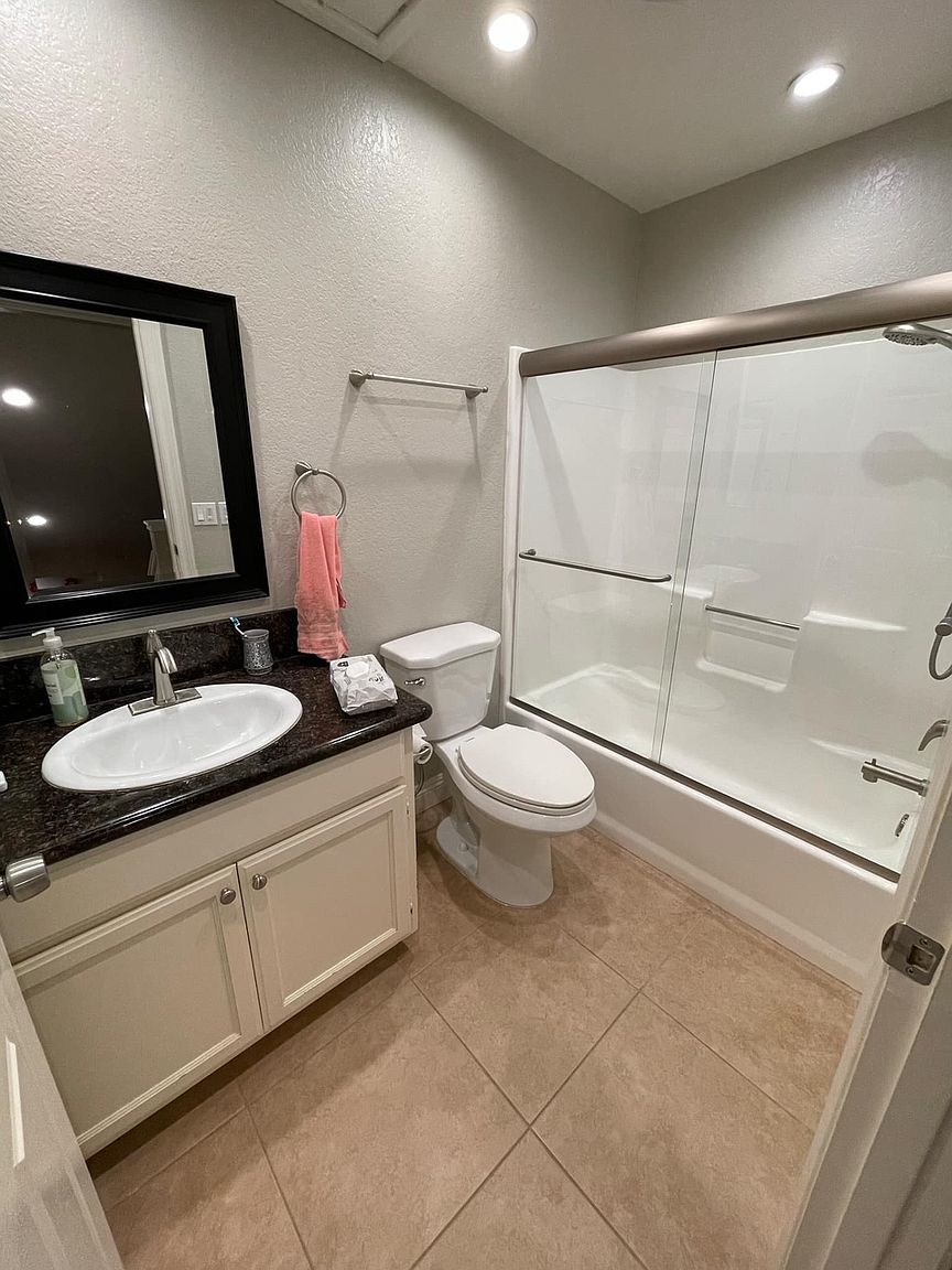 10423 Madrid Way photo 2