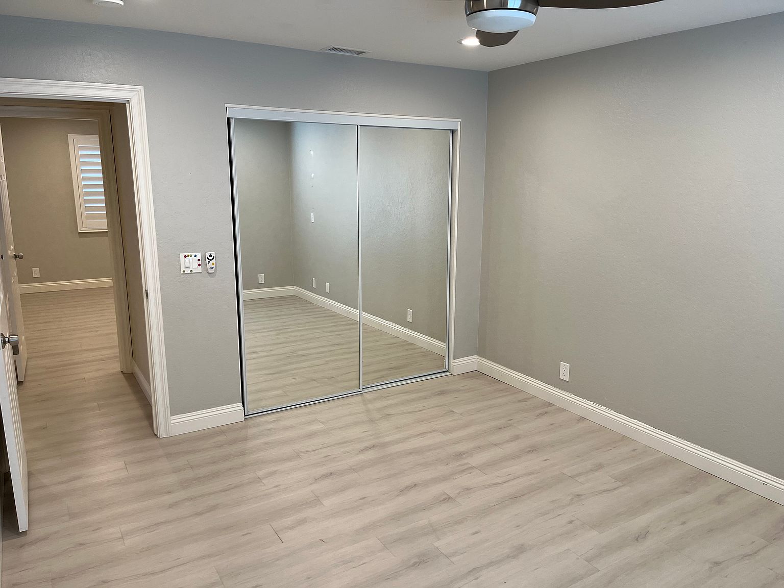 10423 Madrid Way photo 3