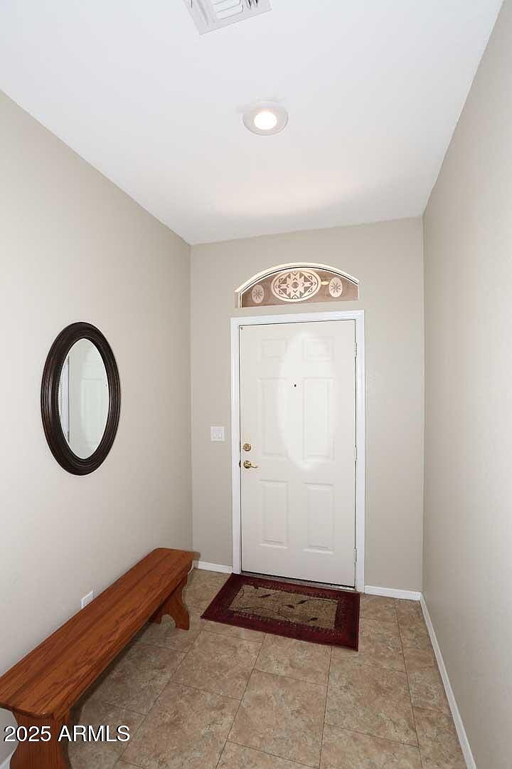 2101 S Yellow Wood Ave photo 5
