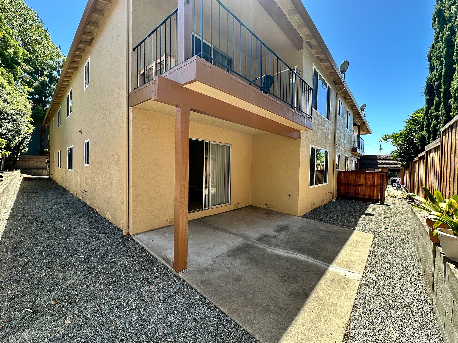2BR/1BA Apartment on Ellsworth St · Fremont photo 2