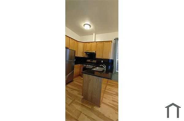 1831 Foothill Blvd photo 2