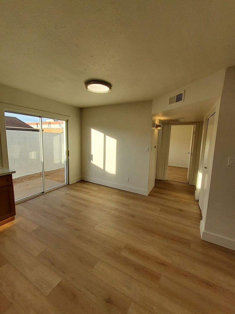 5040 N 18th Ave Phoenix, AZ 85015 photo 3