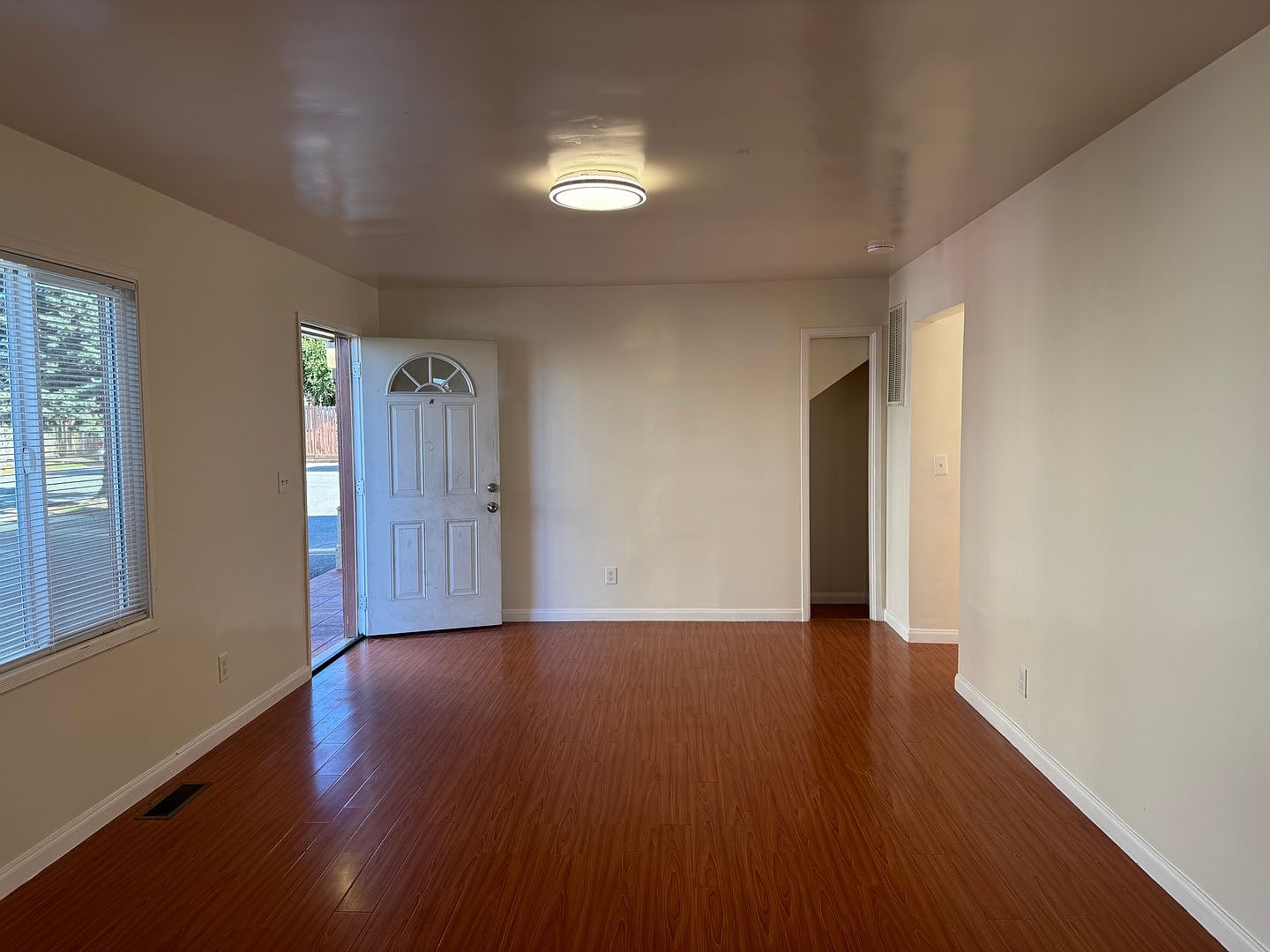 12448 San Pablo Ave, Richmond (Apartment) photo 2