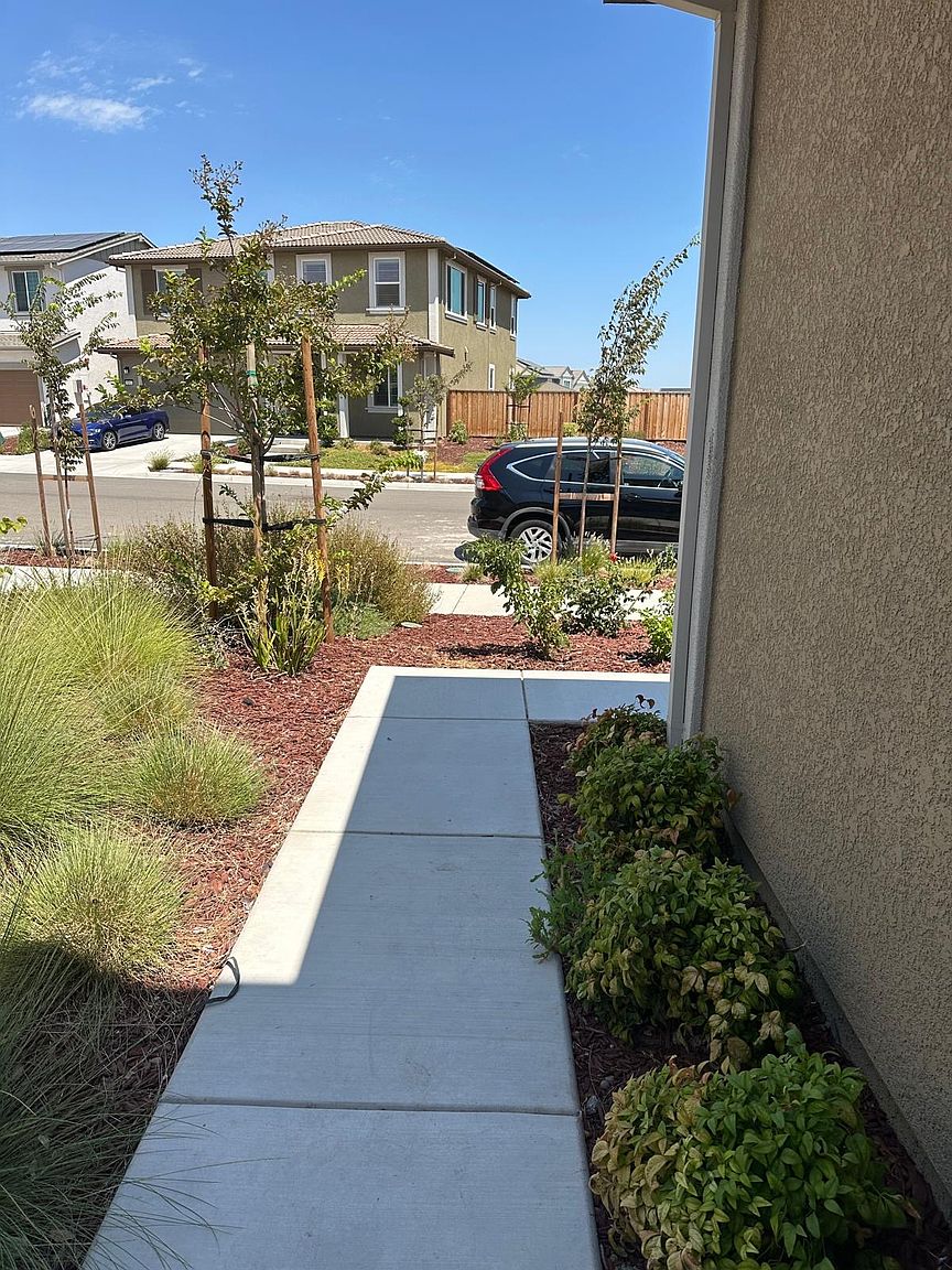 5848 Placer Dr photo 4
