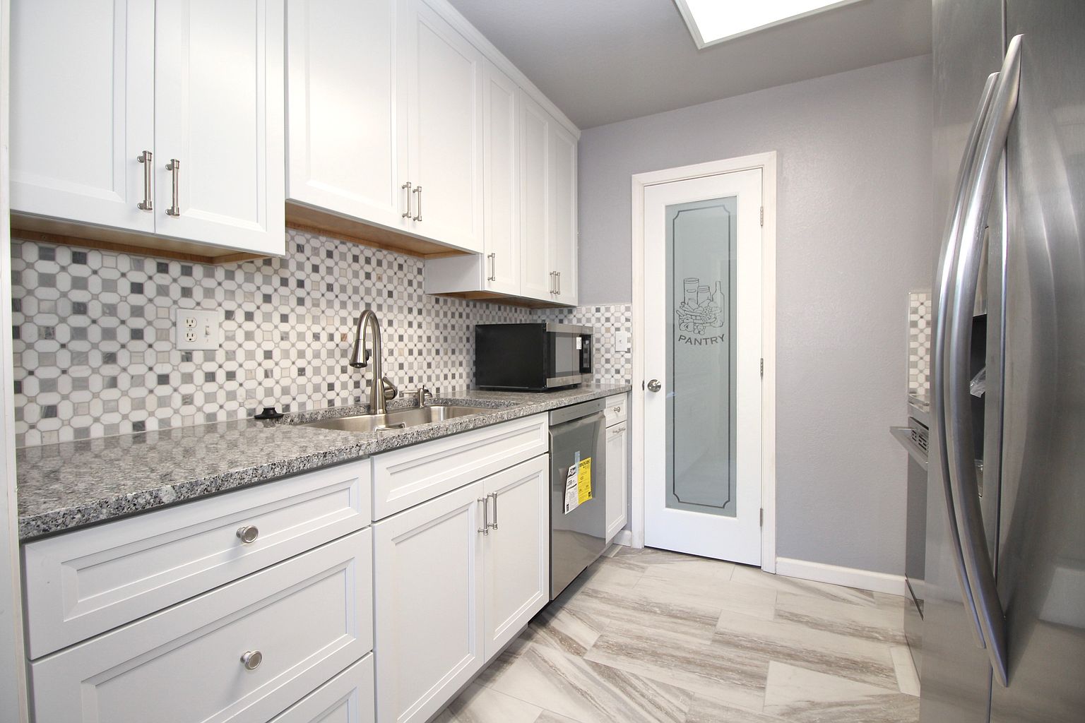 27162 Tampa Avenue, Hayward, CA 94544 photo 4