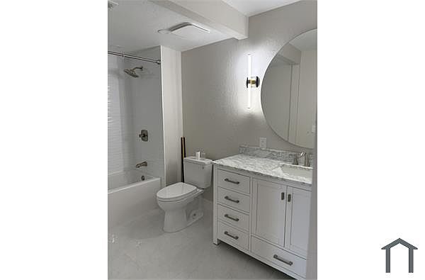 3787 Stoneglen photo 5