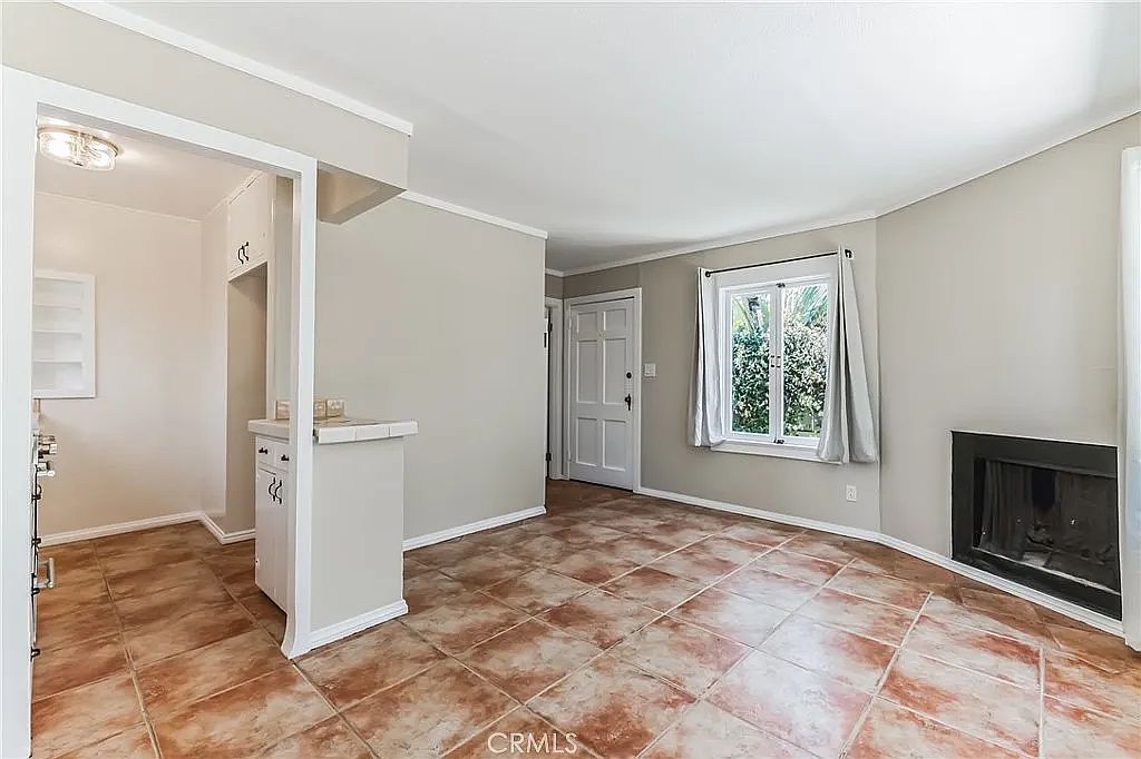 4175 Pepper Dr photo 3