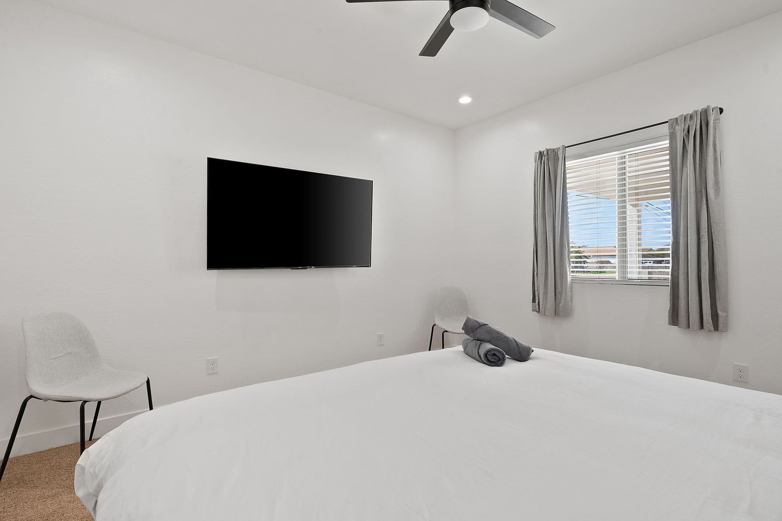 2750 W Pima St photo 3