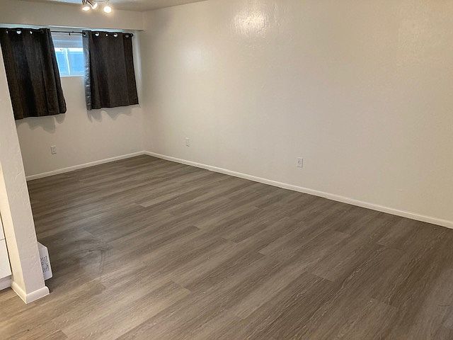 160 Park Pl photo 5