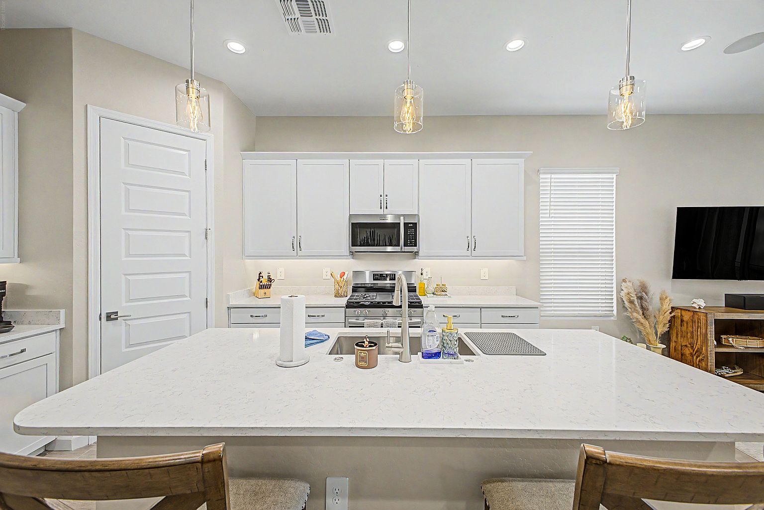 21181 N 104th Ln Peoria, AZ 85382 photo 5