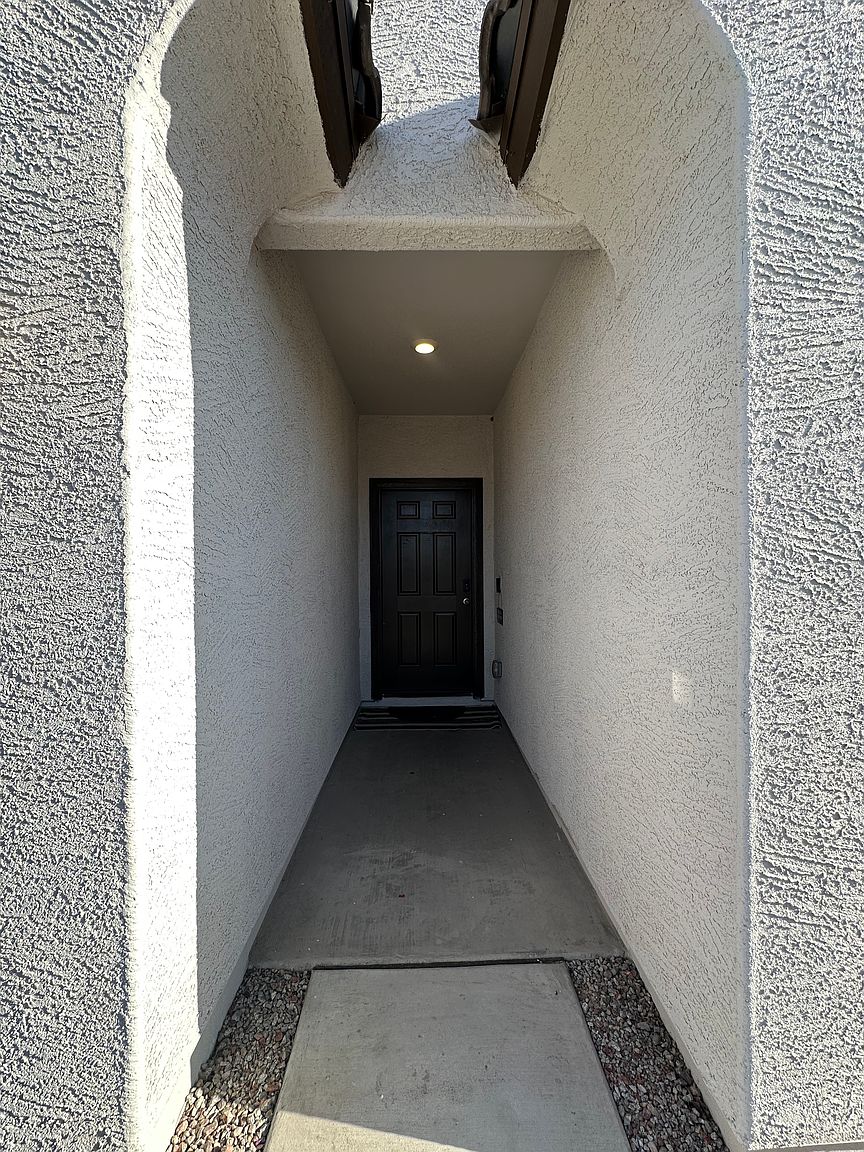 6421 W Ian Dr photo 3