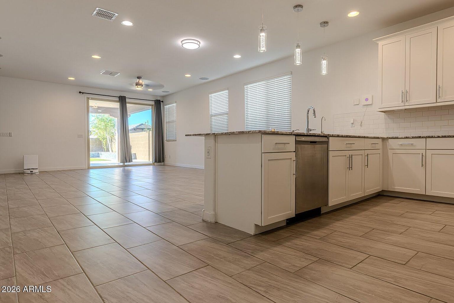 1548 W Corral Rd Phoenix, AZ 85041 photo 5