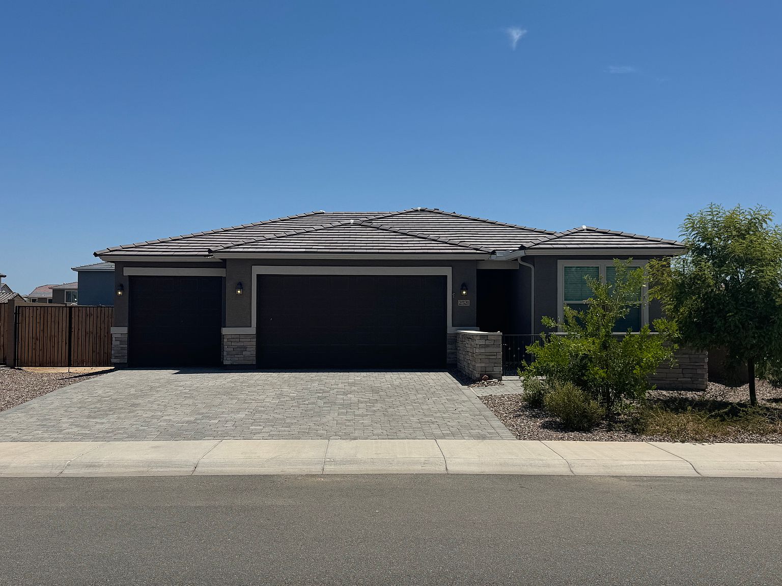 2521 S 180th Dr photo 2