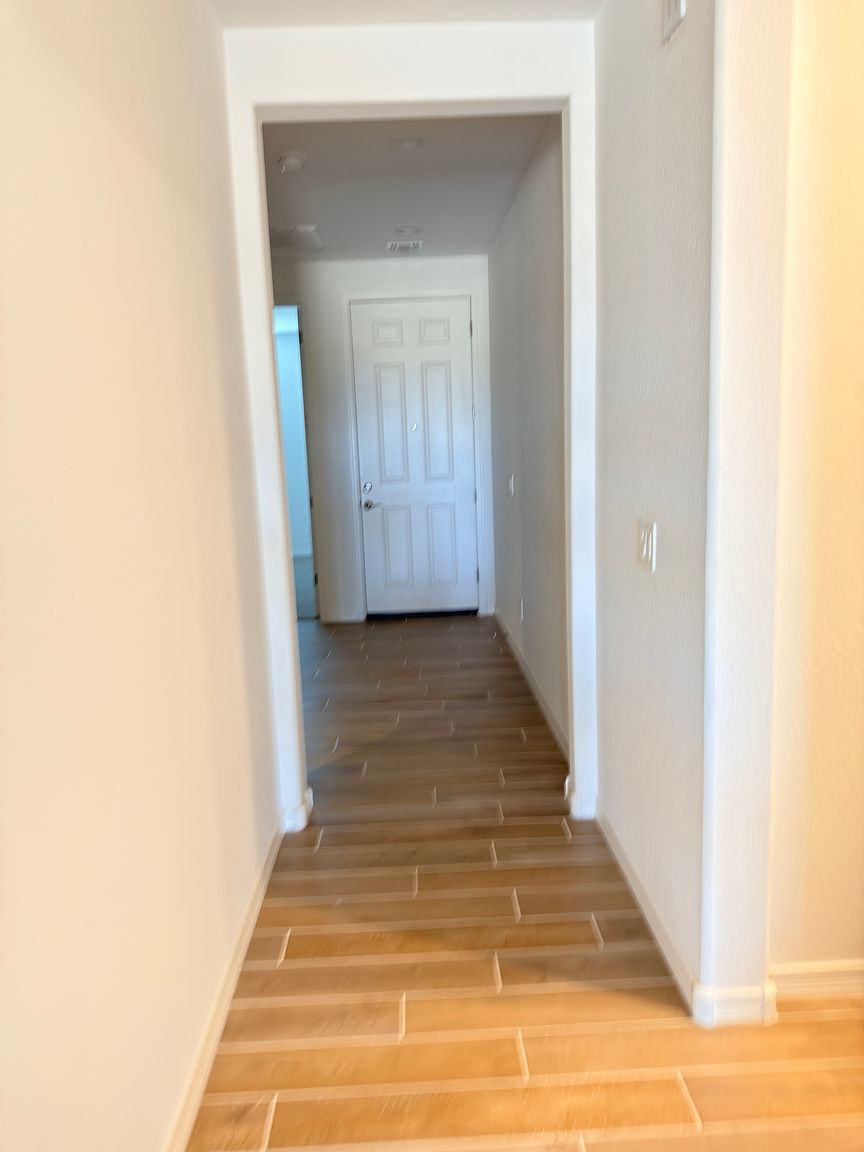 17856 W Red Fox Rd photo 5