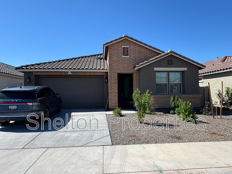 10213 W Fairmount Ave photo 2