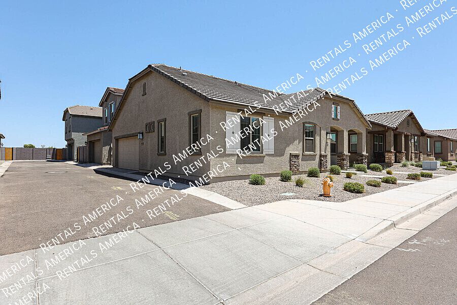 9978 W Piccadilly Rd Avondale, AZ 85392 photo 4
