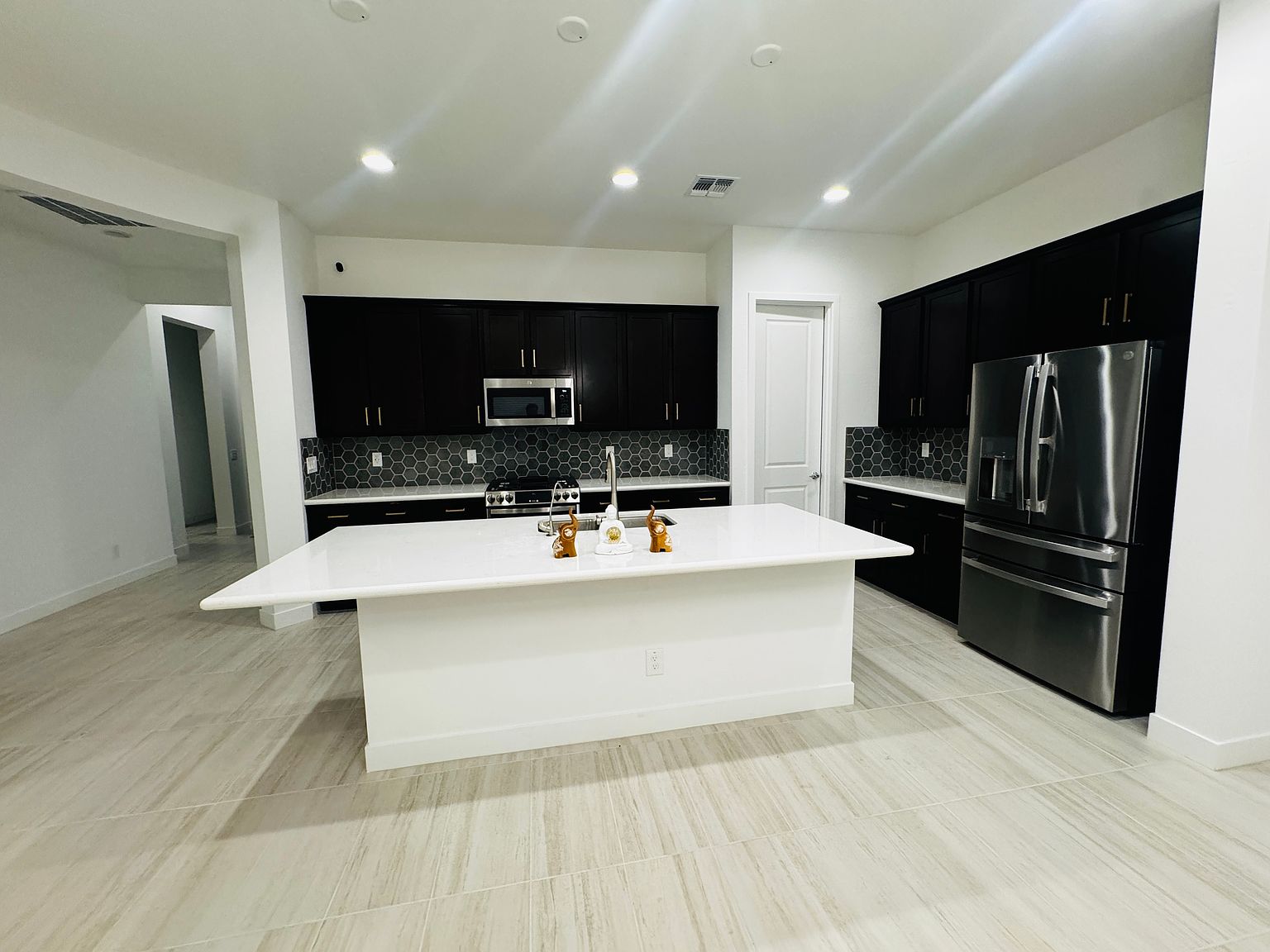 25153 N 75th Ln photo 3