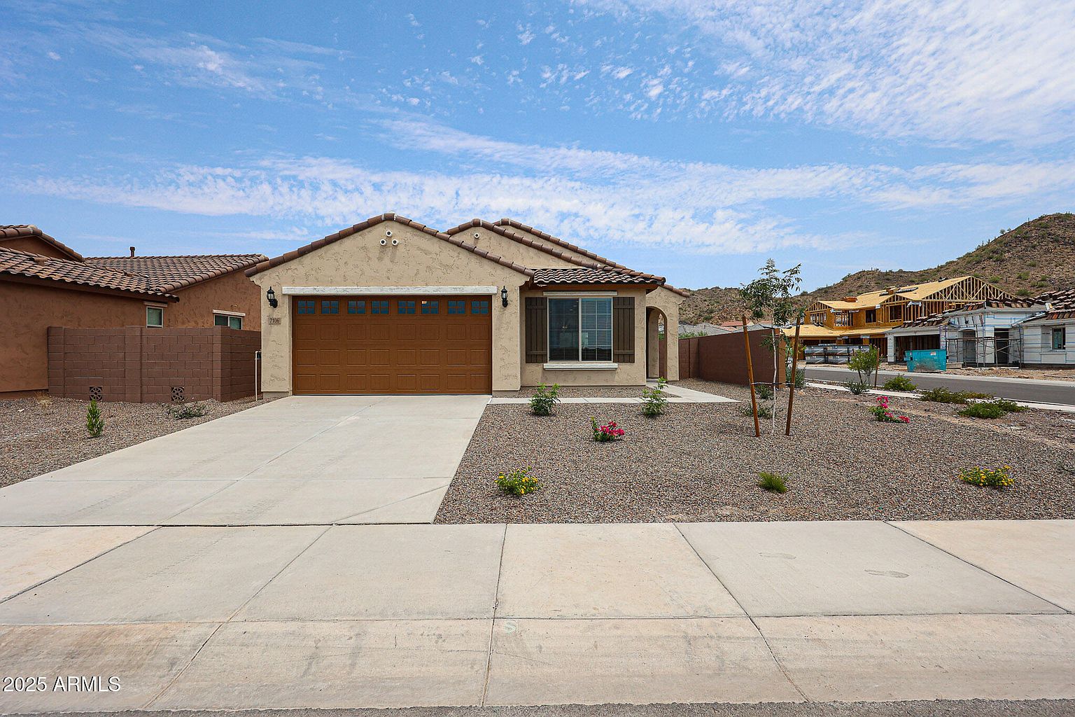 7106 W Hedge Hog Pl photo 2
