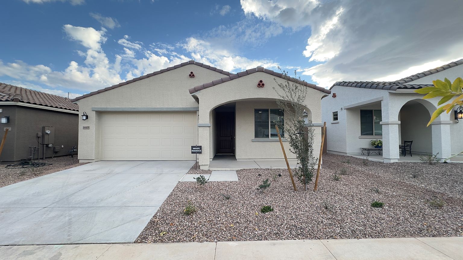 16805 West Shangri La Road photo 2