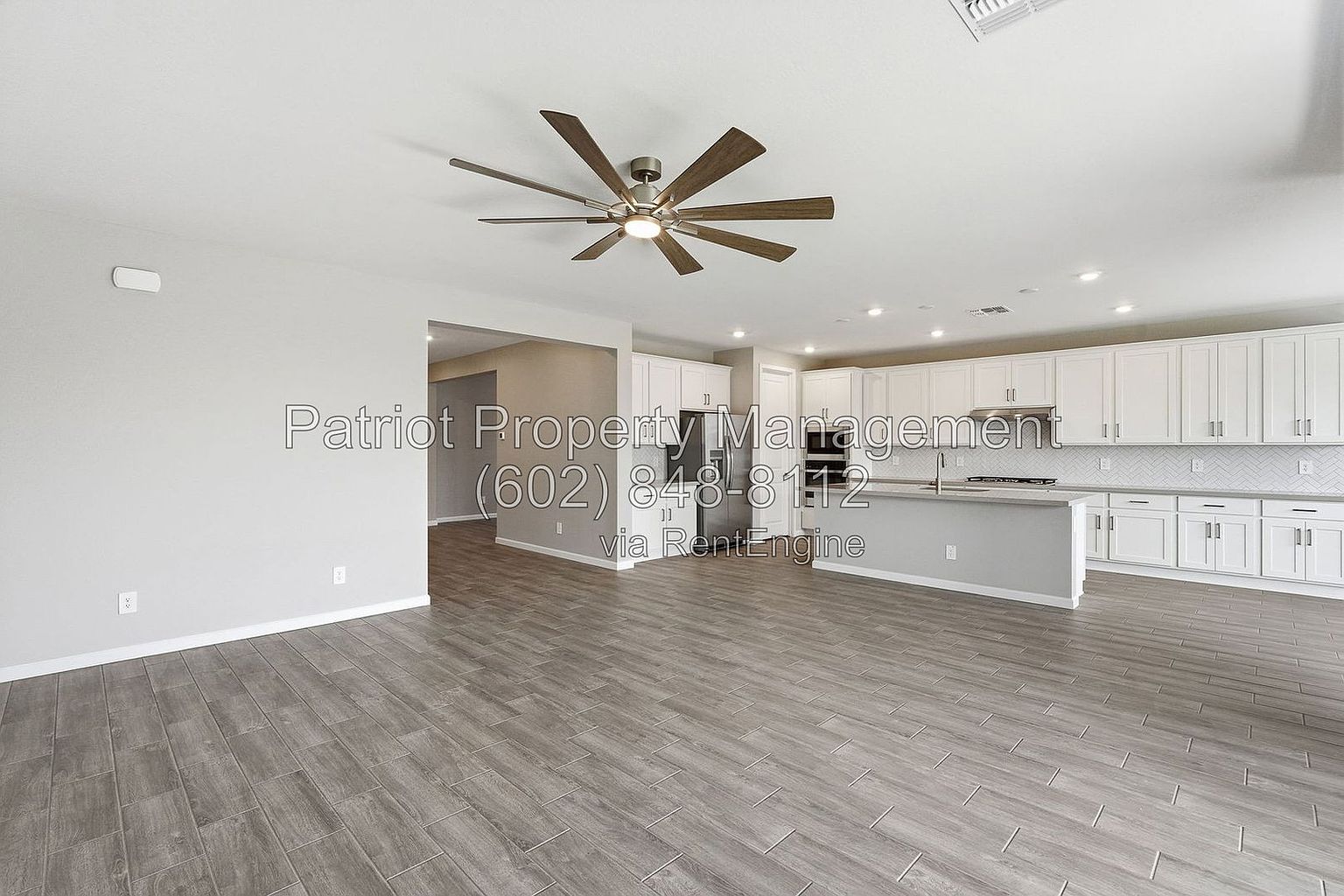 5635 W Hayduk Rd Phoenix, AZ 85339 photo 2