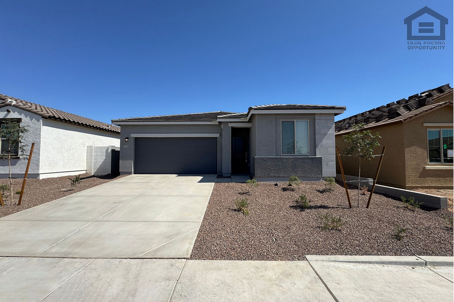 18236 Avenida del Sol W Surprise, AZ 85387 photo 2