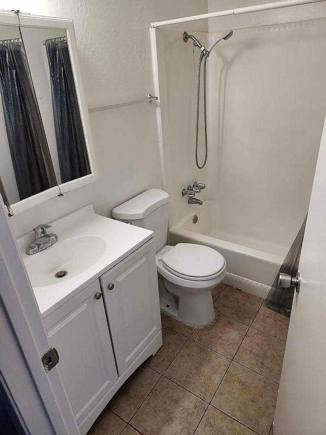 113 Villa Ct photo 2