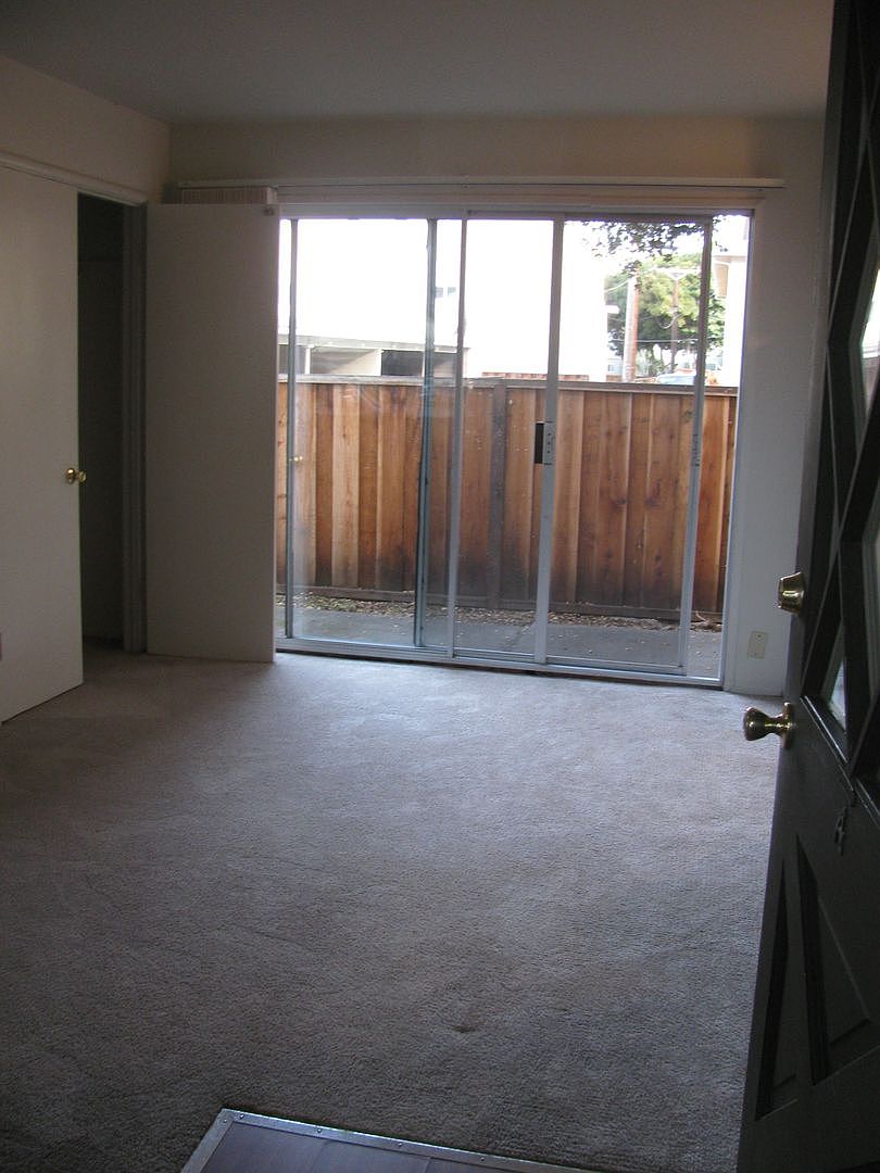 774 Coleman Ave unit 774-A photo 3