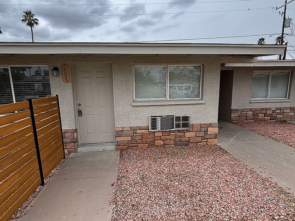 3220 N 66th St photo 2