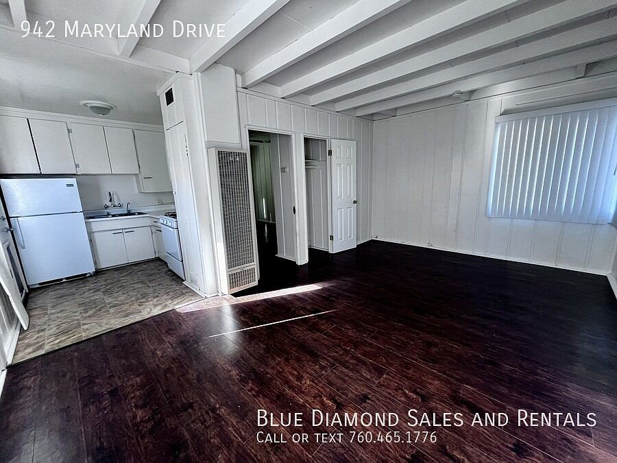 942 Maryland Dr photo 5
