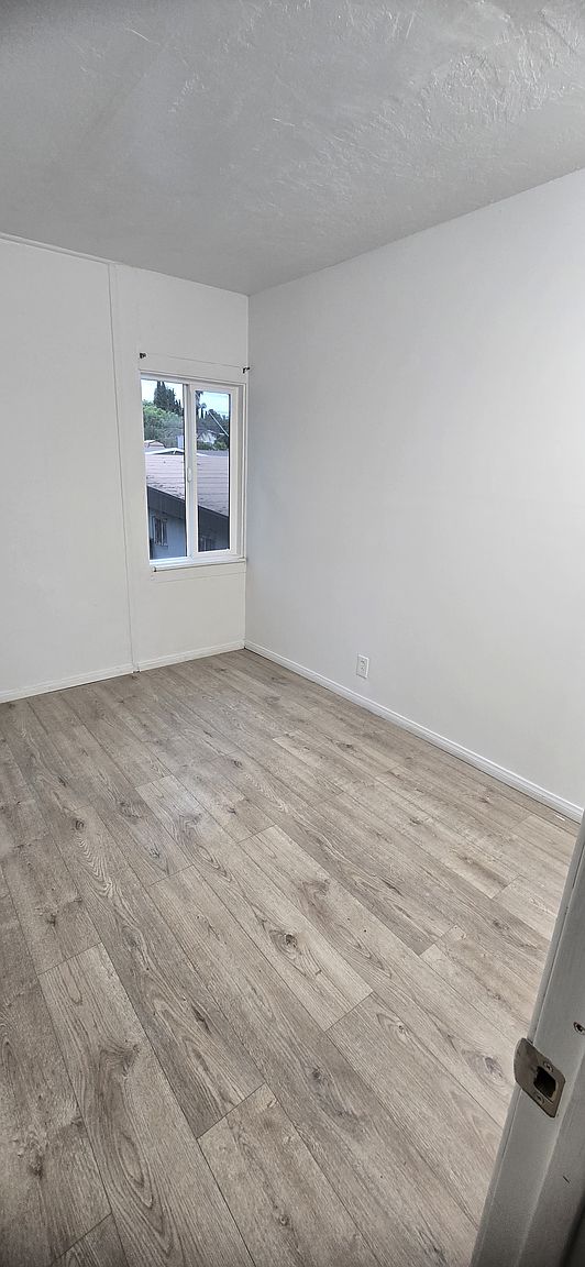8843 Olive Dr photo 3