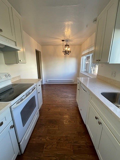 2BR/1BA Apartment on Paloma Ave · Burlingame photo 2